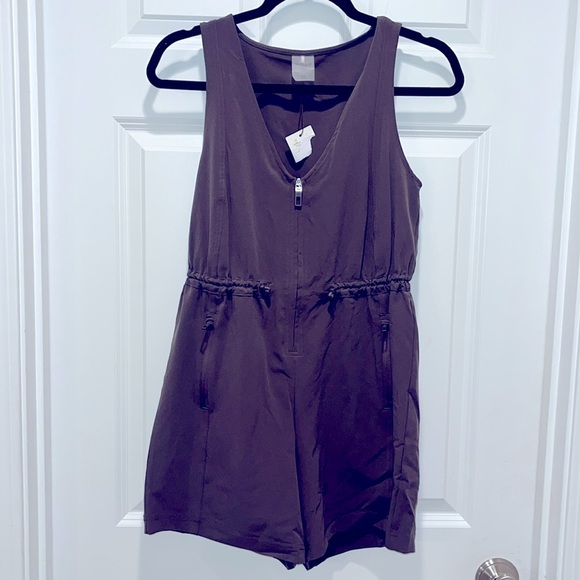 NWT CALIA Soft Utility Hiking romper zippers moisture wicking brown sleeveless - Picture 5 of 12